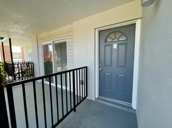 616 S Betty Ln APT 2, Clearwater, FL 33756