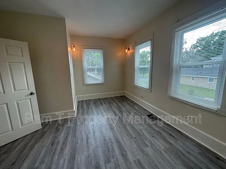 816 Ott St — Photo 11