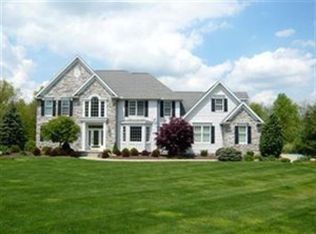 55 Townes End Dr, Wadsworth, OH 44281