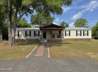 419 City Square Rd, Alford, FL 32420