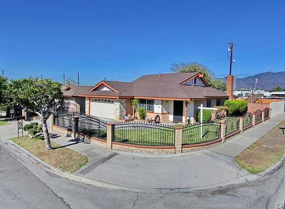 4th image of 13681 Benwood St