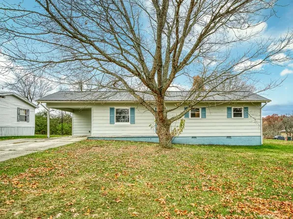 22 Lee St, Crossville, TN 38555