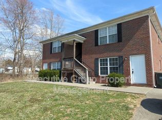 120B Hurstfield Dr, Radcliff, KY 40160