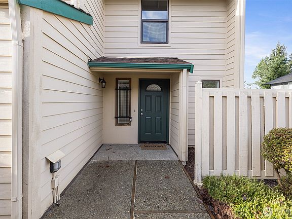 4th image of 9213 77th Street SW #D