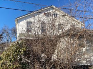 13 Kennedy St, Republic, PA 15475