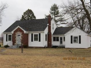 2326 S County Line Rd W, Ossian, IN 46777