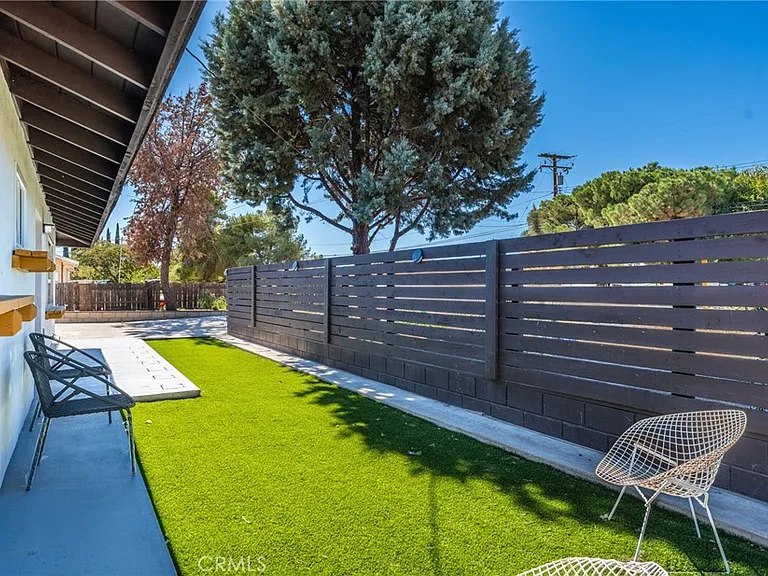 9925 Redwood Ave — Photo 15