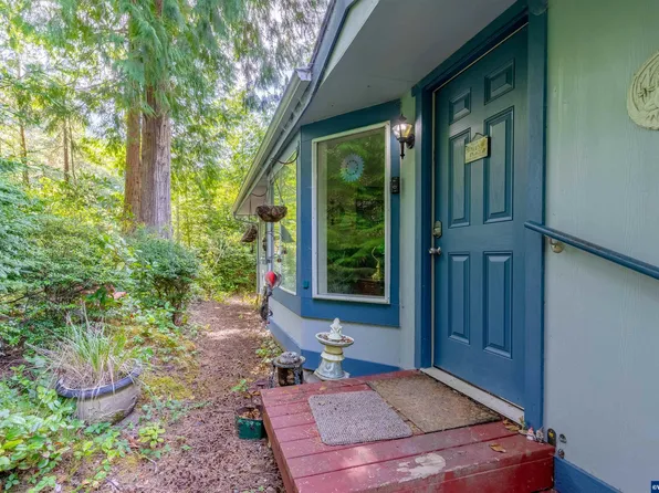 70 Beaver Tree Ln, Lincoln City, OR 97367