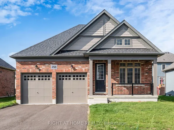 258 Duncan St, Clearview, ON L0M 1S0