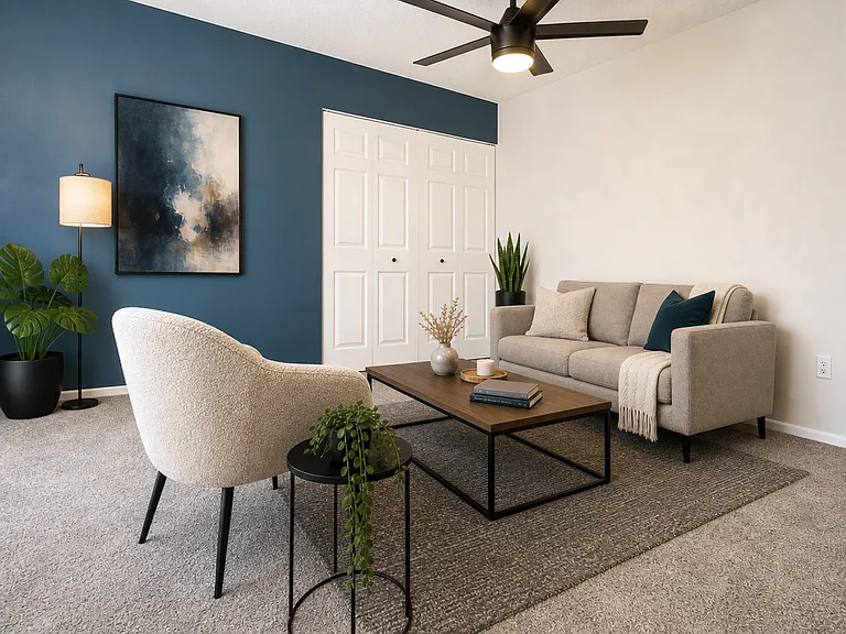 Relax in Style: Discover our Minneapolis Bedroom Haven on Minnehaha Avenue — Photo 6