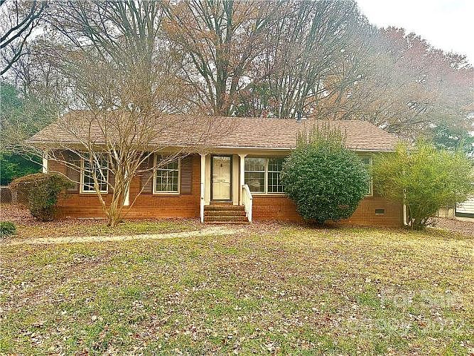1st image of 6926 Wrentree Dr