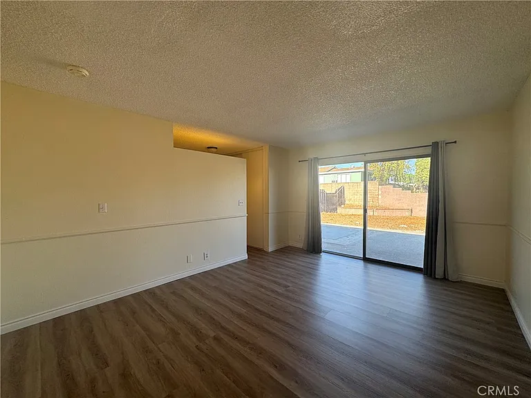 974 N Darfield Ave — Photo 12