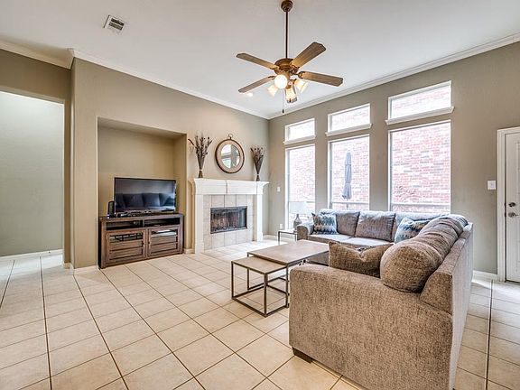 3rd image of 3441 Navarro Way #Id1036236p