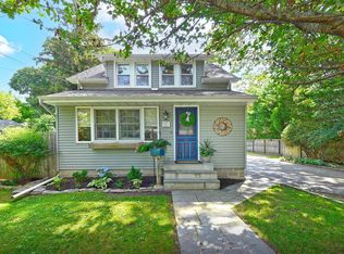 15 5th Ave, Kings Park, NY 11754