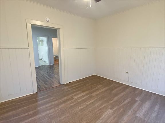 2nd image of 2113 Stanton St #1