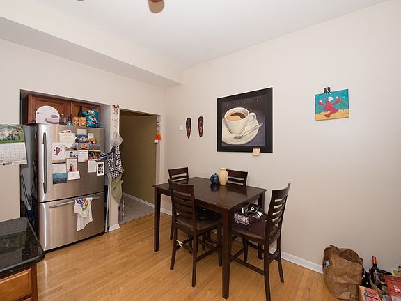4th image of 2252 W Augusta Blvd #11