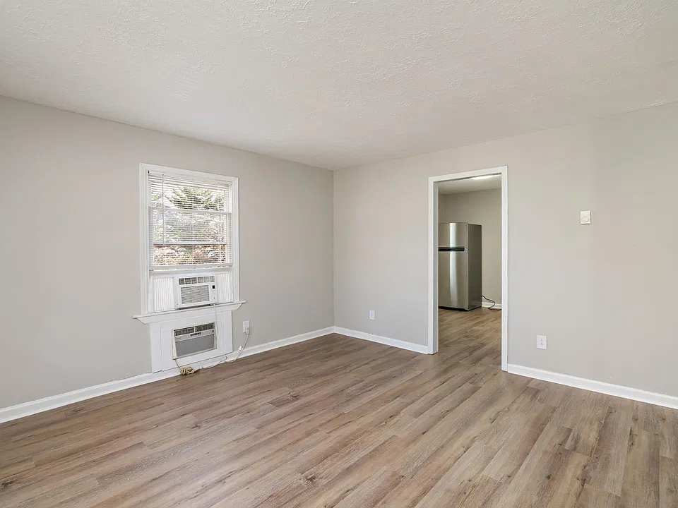 5608 Jacksboro Pike #4