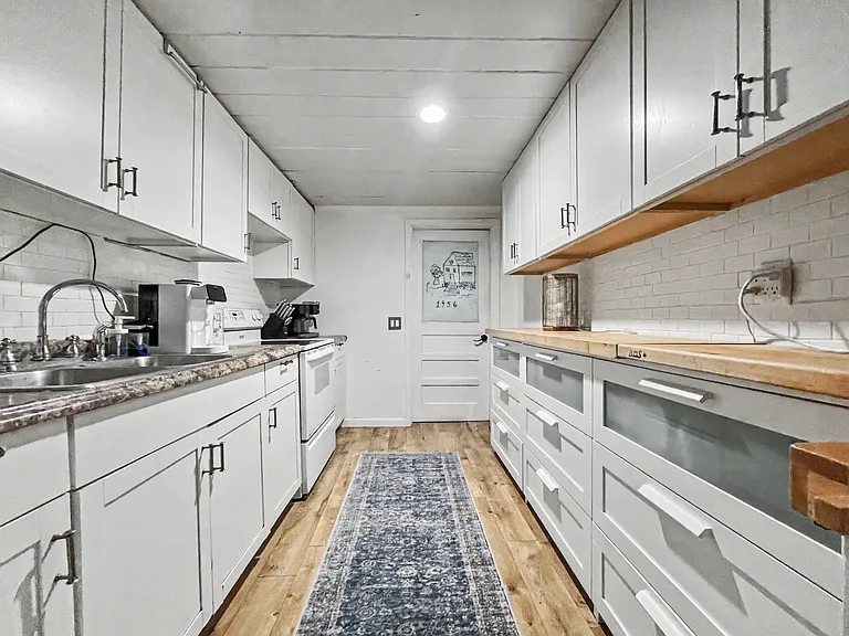9520 Corkscrew Rd — Photo 18