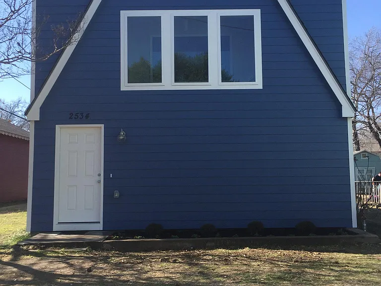 front of property, apartment is on second floor