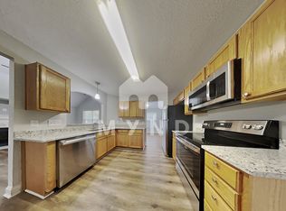 1218 Pearl Crescent Dr, Charlotte, NC 28216