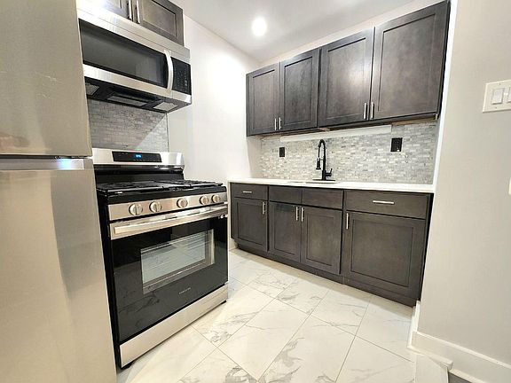 5th image of 57 Branch Brook Pl APT 1B