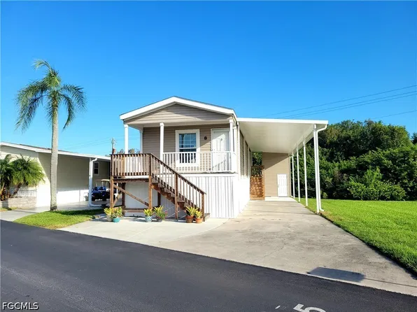 8 Shoreland Dr, Fort Myers, FL 33905