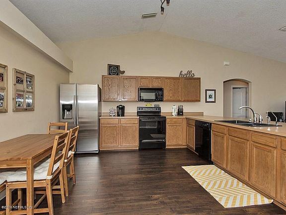 5th image of 301 Key West Dr