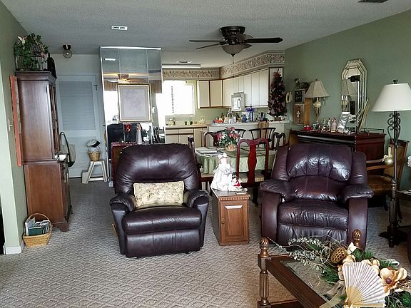 5th image of 810 Eglin Pkwy NE Unit 7