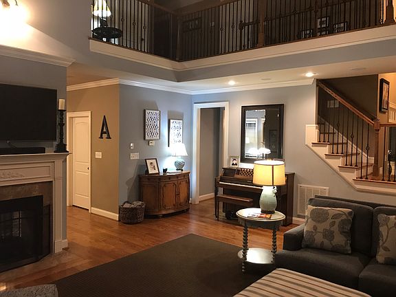 2nd image of 125 Cliffwell Dr