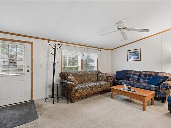 5th image of 68 Stacey Drive