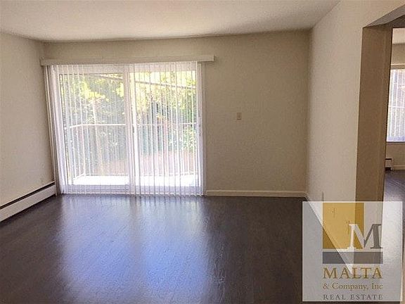 3rd image of 545 Burnett Ave APT 104