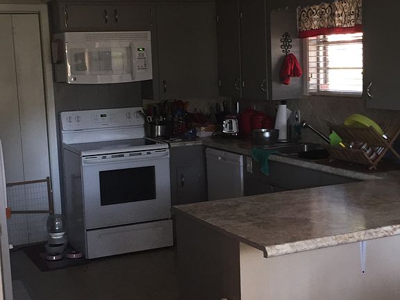 4th image of 526 Egret Dr