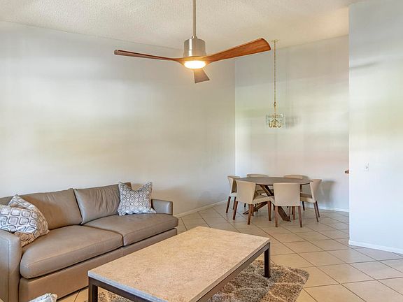 4th image of 6458 Chasewood Dr #F
