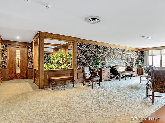 4th image of 5 Oak Brook Club Dr APT P2s