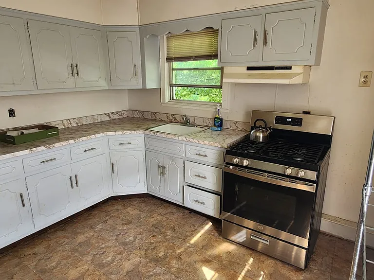 423 Washington Ave #2 — Photo 14