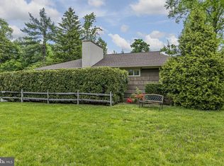 73 Harriet Dr, Princeton, NJ 08540