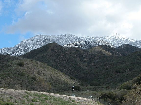 5th image of 10527 Haines Canyon Ave
