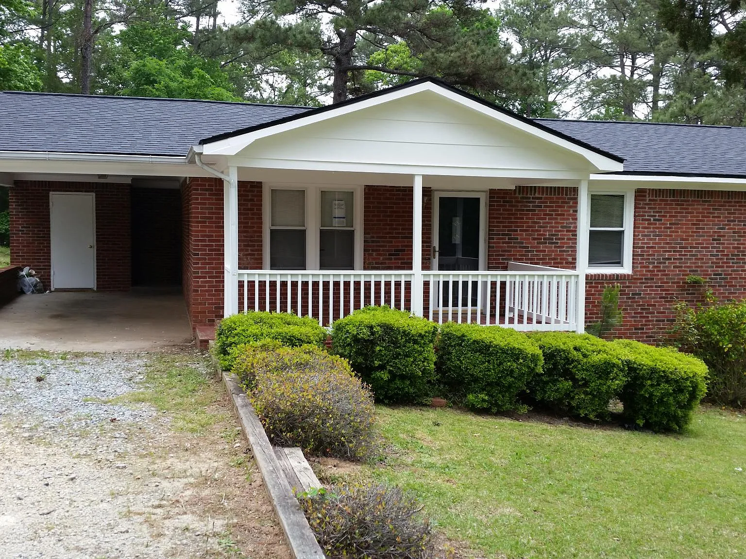 3 bed, 1470 sqft, $1,269 — Photo 1