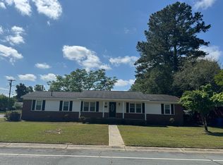 3001 Hermitage Ave, Fayetteville, NC 28304