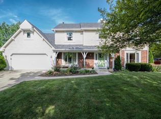 3799 S Creekside Dr, New Palestine, IN 46163