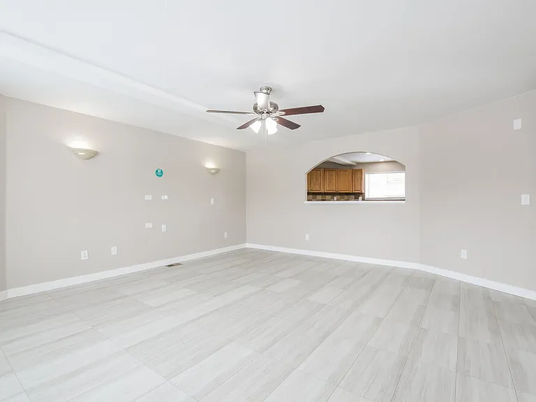 6504 E Asbury Ave — Photo 4