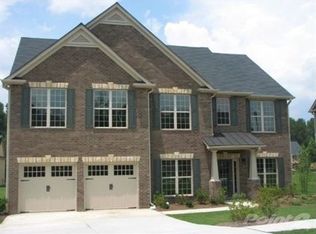 811 Langley Farms Dr, Loganville, GA 30052