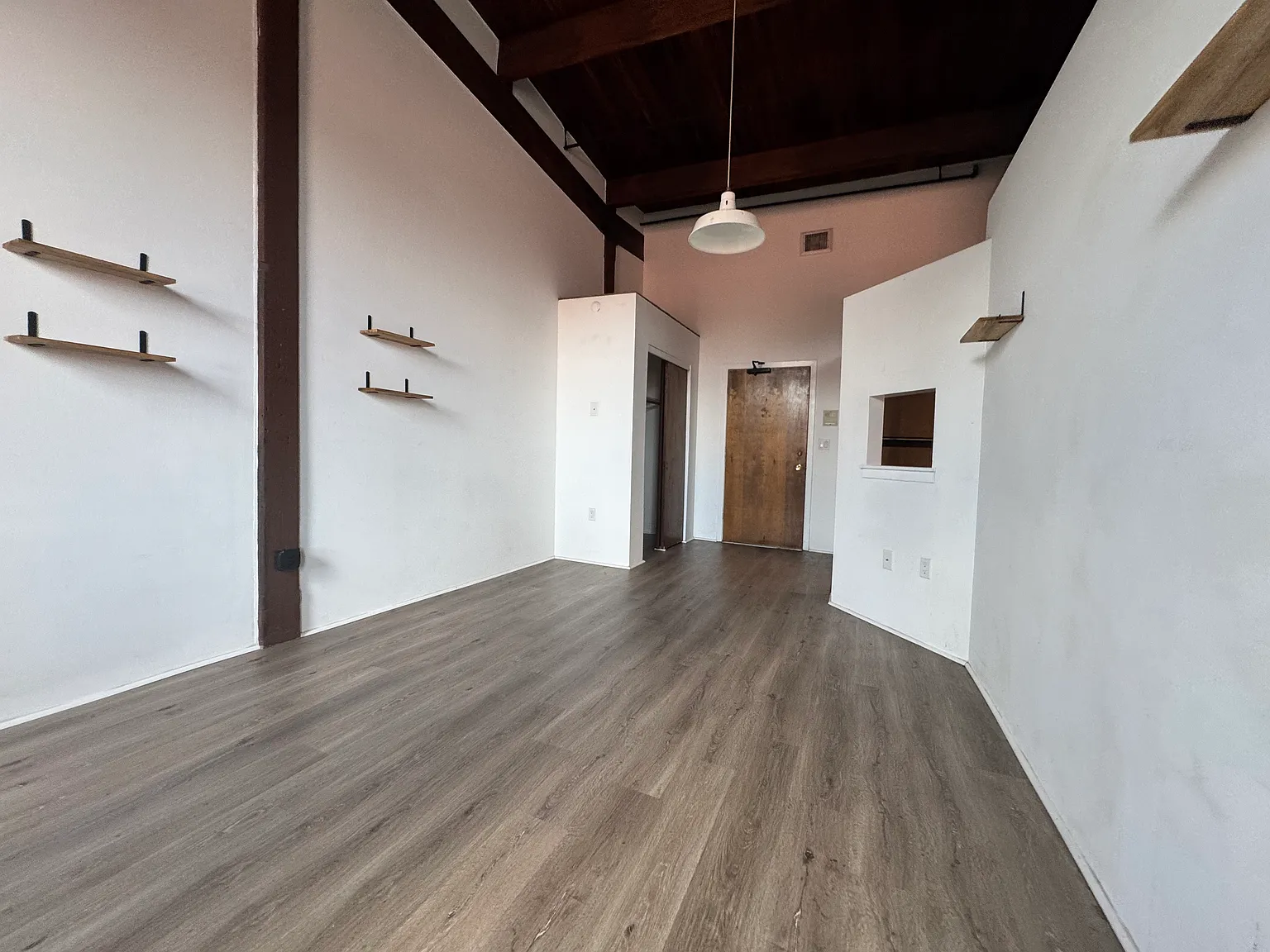 1 bed, 700 sqft, $1,445 — Photo 3