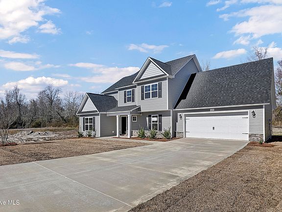 5th image of 120 Woodford Drive