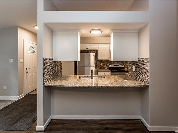5th image of 5823 Willowbranch Dr
