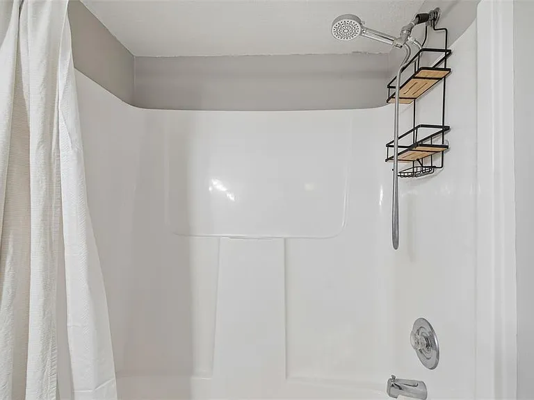 900 Cove Cay Dr #5F — Photo 37