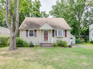 62 Highwood Dr, Dumont, NJ 07628
