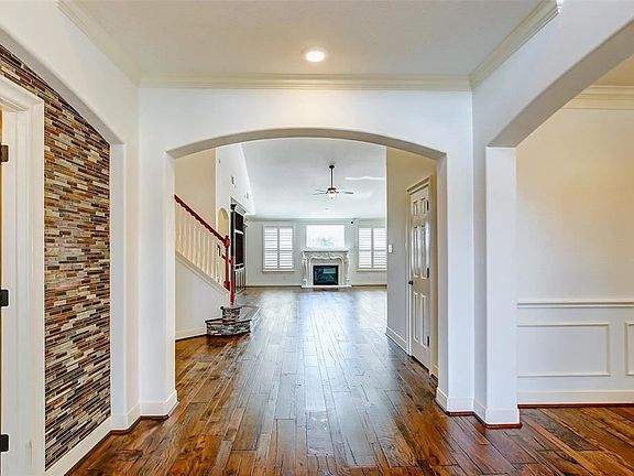 5th image of 2615 Sunrise Harbor Ln