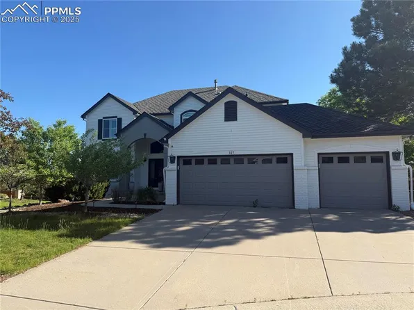327 Ingleton Ct, Castle Pines, CO 80108