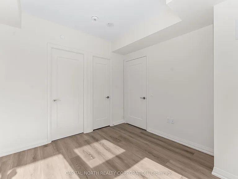9000 Jane St #2002 — Photo 22